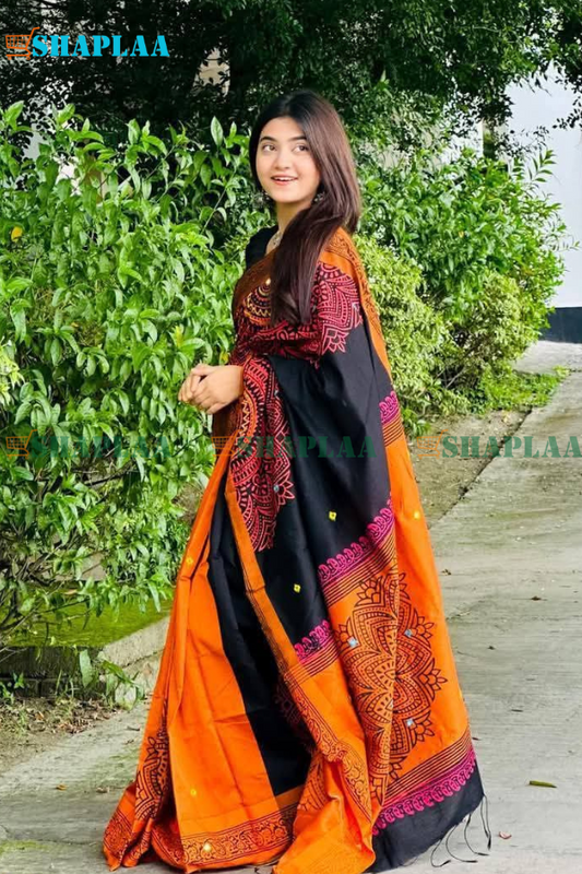 ধুপিয়ান সিল্ক শাড়ি।