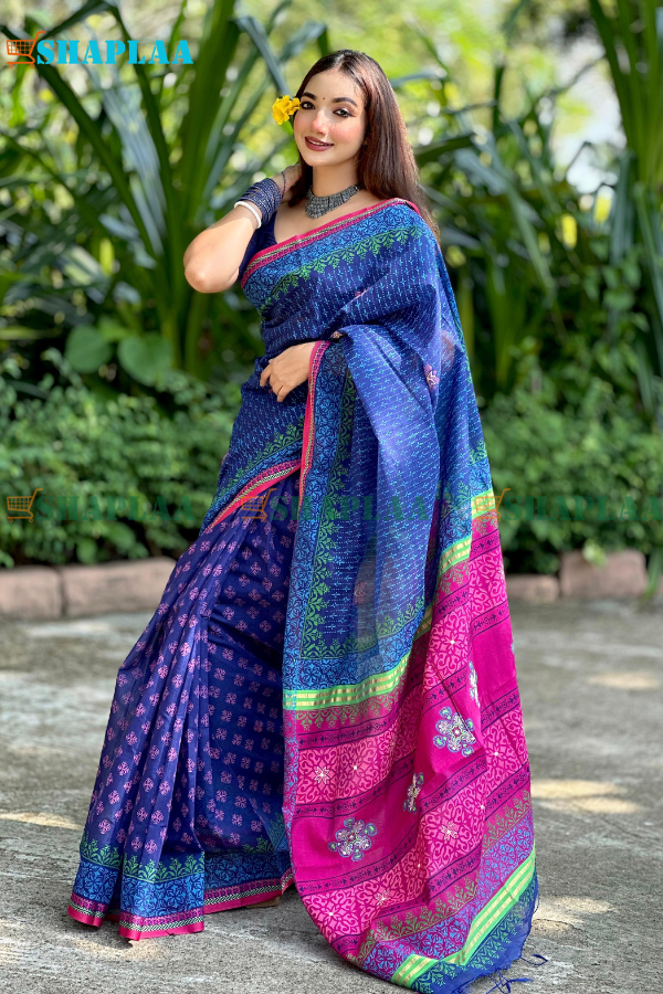 হাফসিল্ক পাড় শাড়ি।