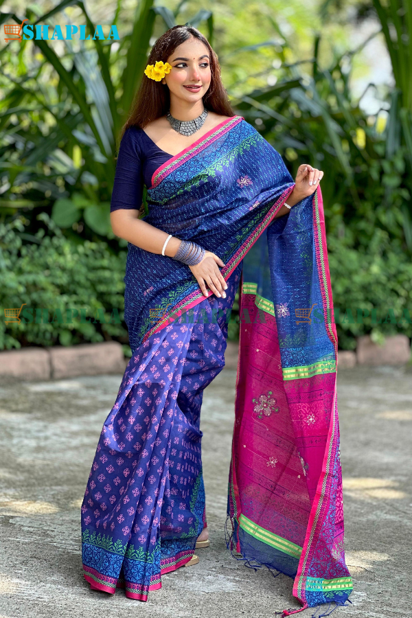 হাফসিল্ক পাড় শাড়ি।