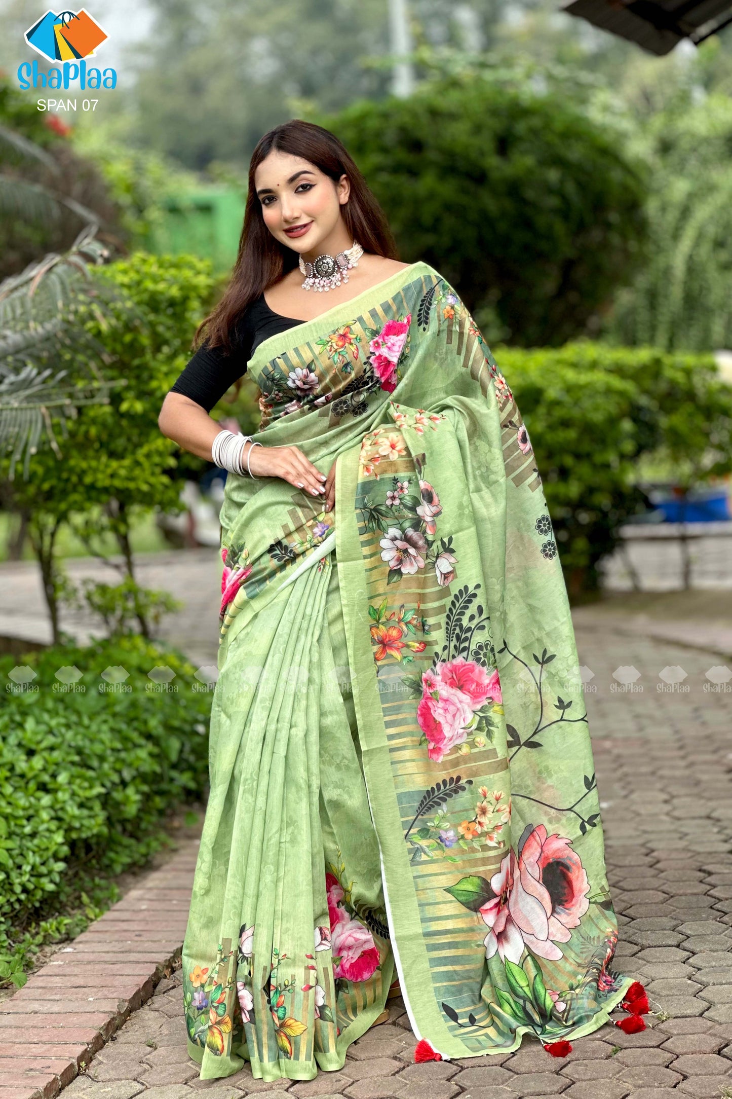 প্রিমিয়াম সফট সিল্ক শাড়ি।