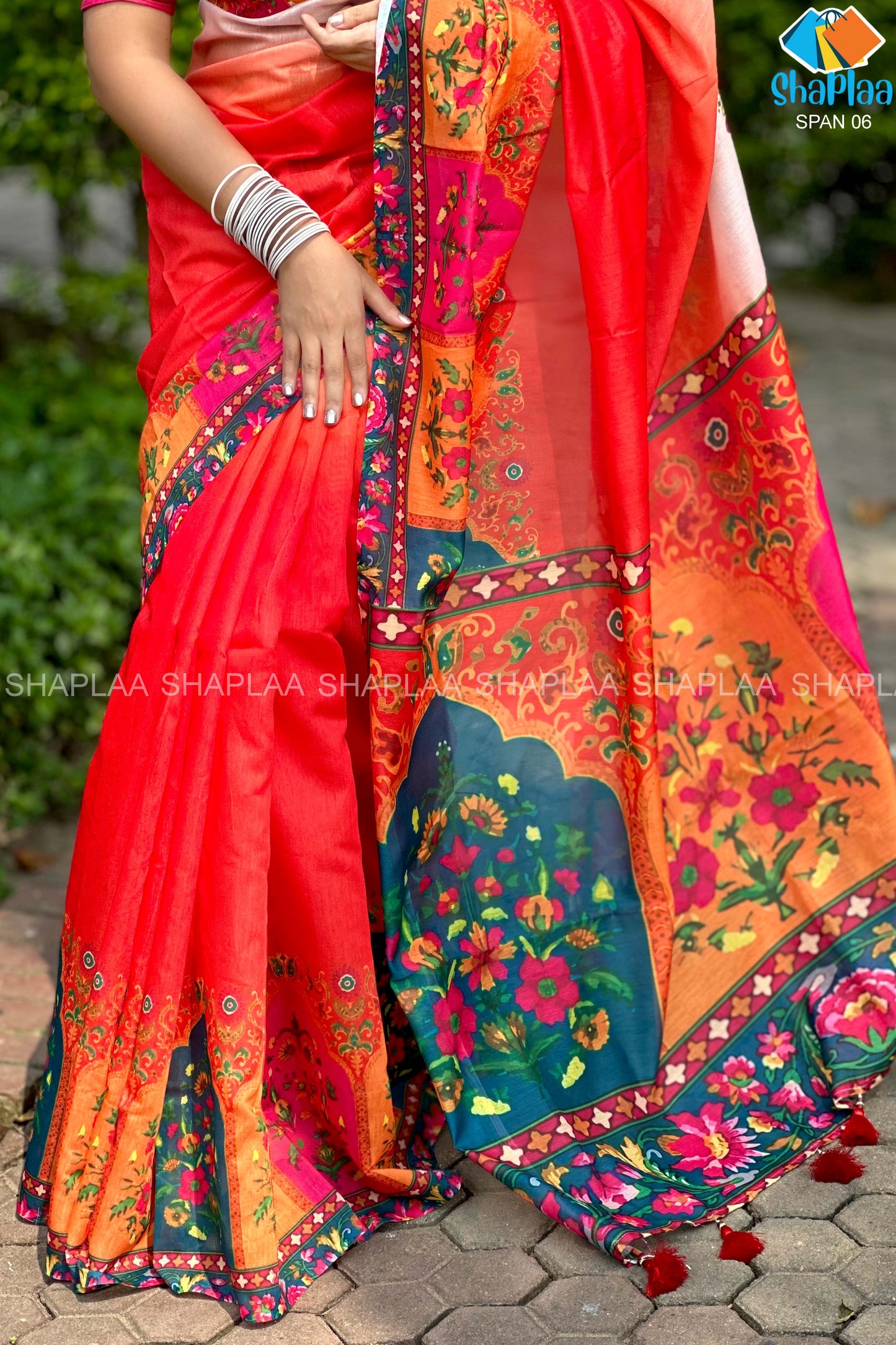 প্রিমিয়াম সফট সিল্ক শাড়ি।