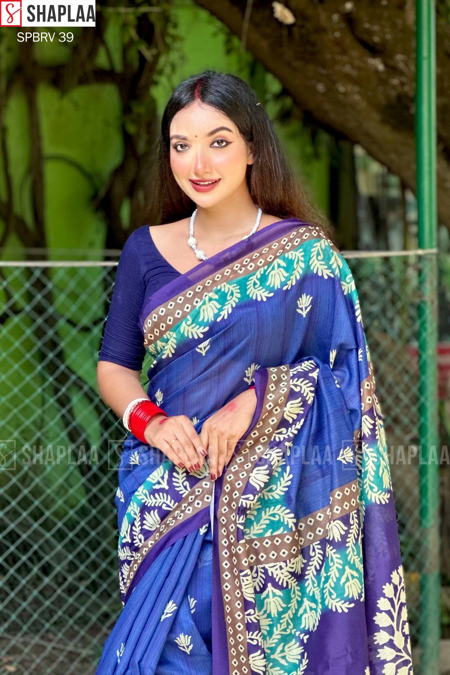 🌸 প্রিমিয়াম চান্দেরি সিল্ক শাড়ি
