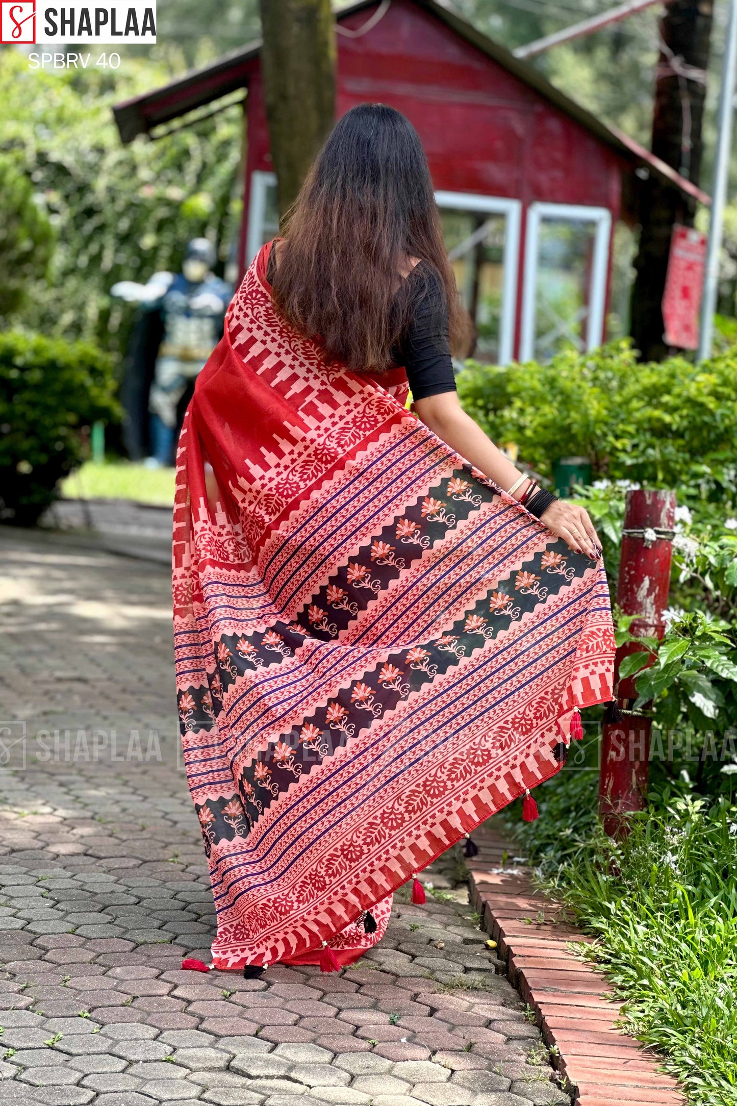🌸 প্রিমিয়াম চান্দেরি সিল্ক শাড়ি